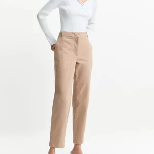 Calça sim alfaitada