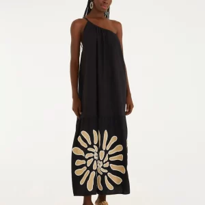 VESTIDO BORDADO CONCHA