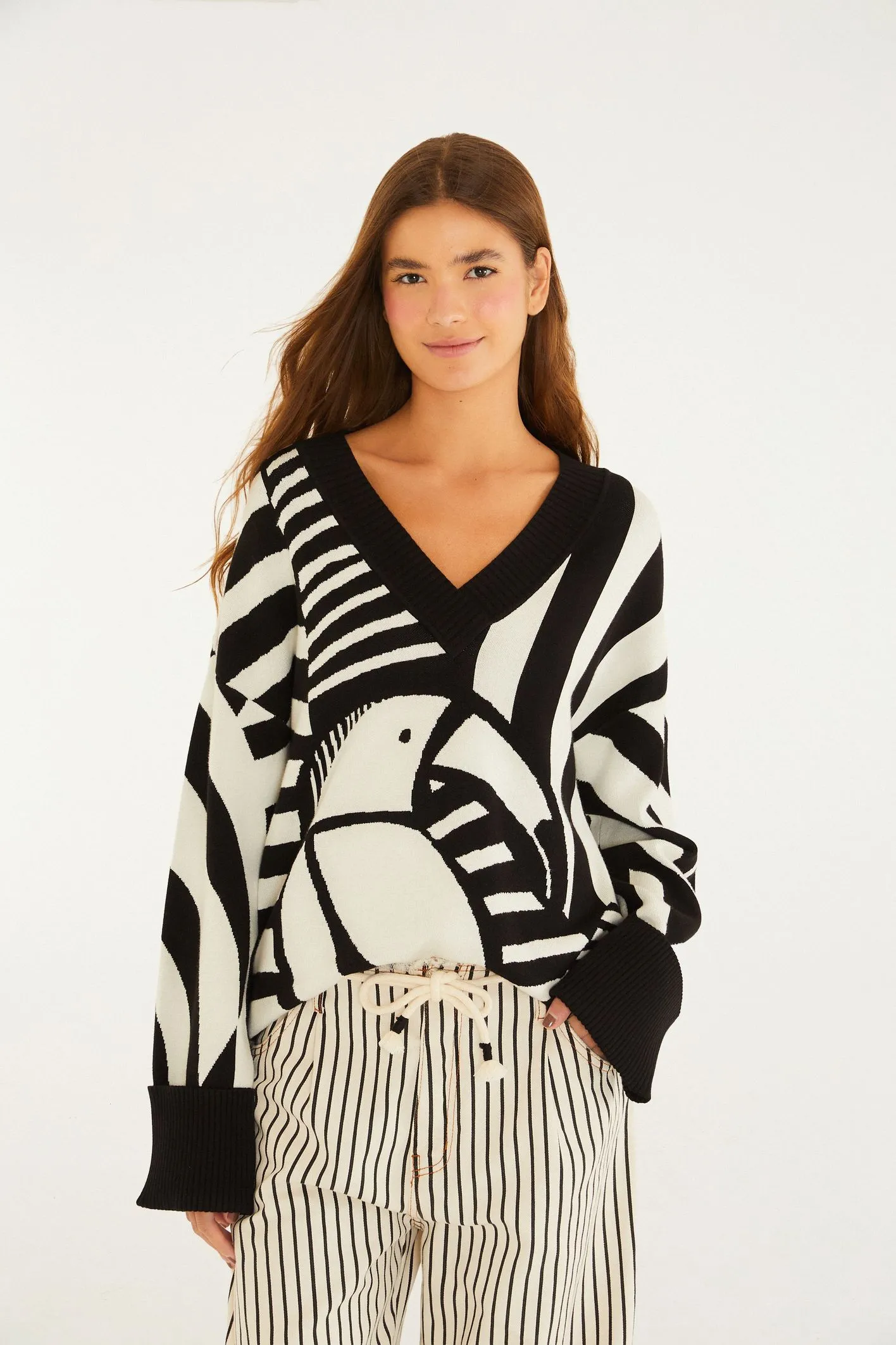 Pull Tricot Decote v Tuca Legal