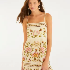 Vestido Curto Estampado Natureza Romântica