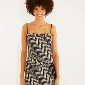 Vestido Curto Estampado Tucanário