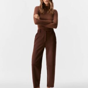 Calça Reta Suede