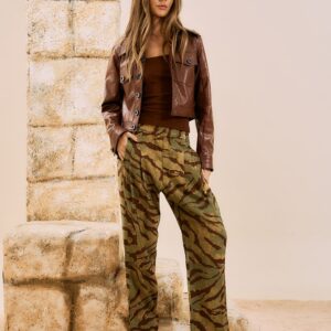 Calça Baggy Estampada Com Pregas