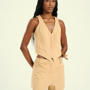 Short Feminino Alfaiataria Com Bolsos