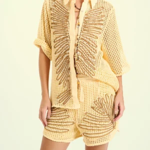 Short Feminino Em Tela Com Bordados