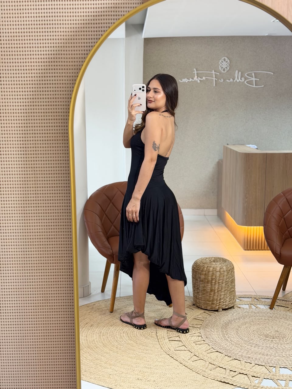 Vestido Feminino Midi Com Barra Assimetria - Imagem 2