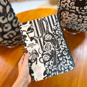 Caderno Universitário Amor De Onça