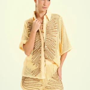 Camisa Feminina Em Tela Com Bordados