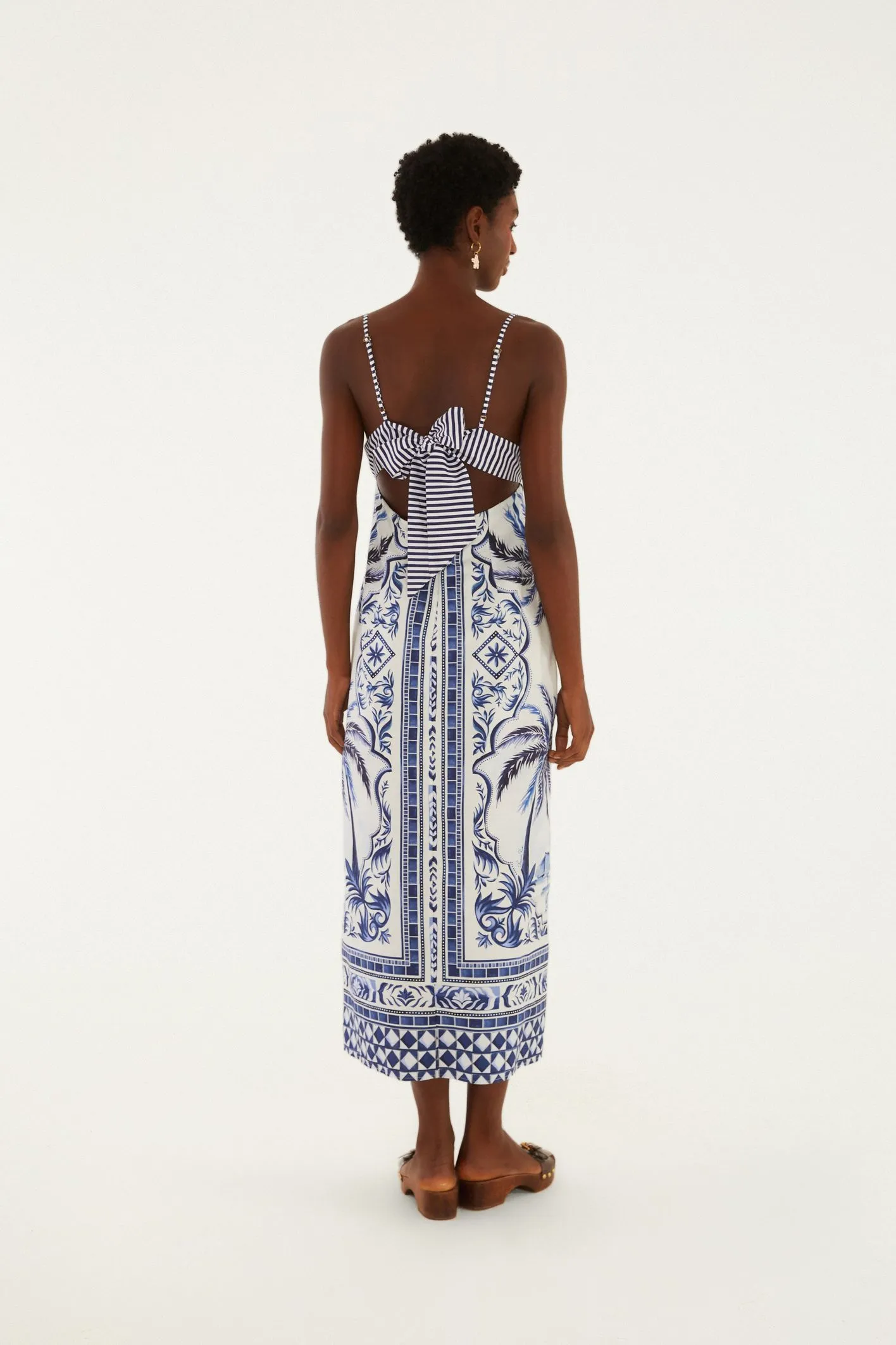 Vestido Estampado Cidade Maravilha - Imagem 2