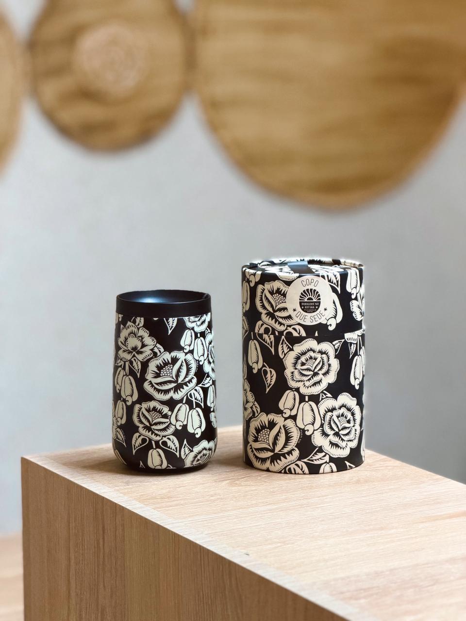 Copo que sede floral caju 500ml