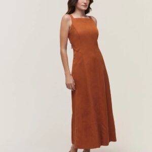 Vestido Evasê Recortes